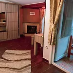 Отель Carpediem 3*